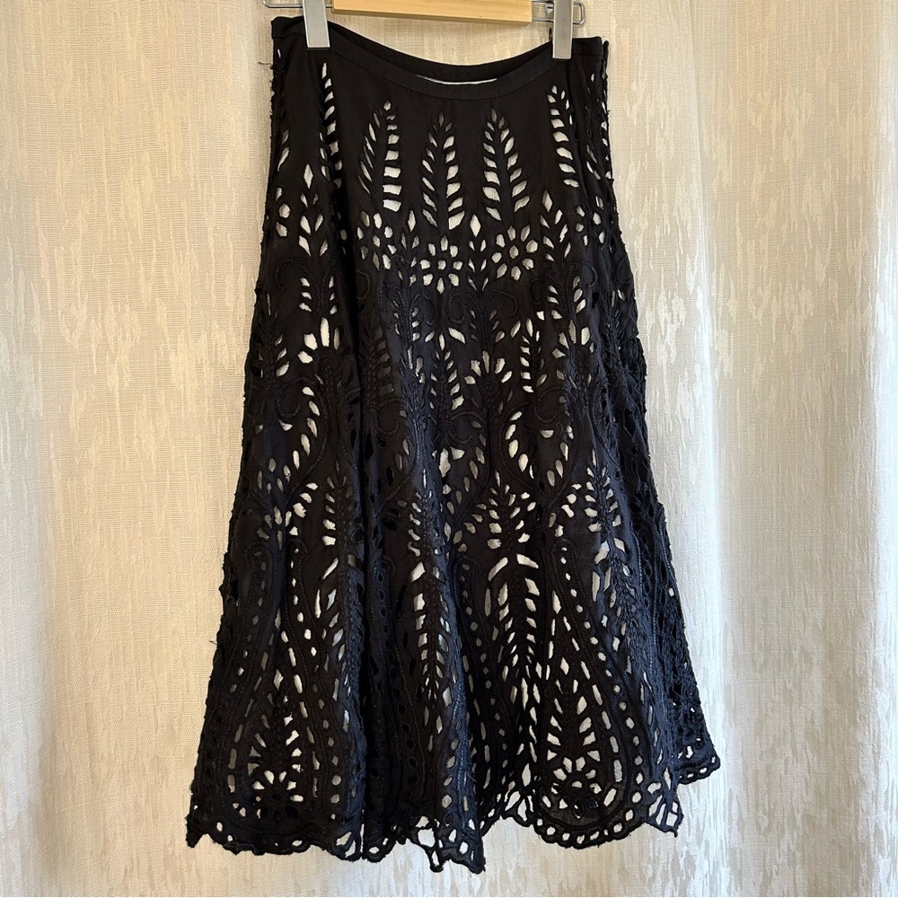 Elegant Black cut-out black A-Line Skirt with lining